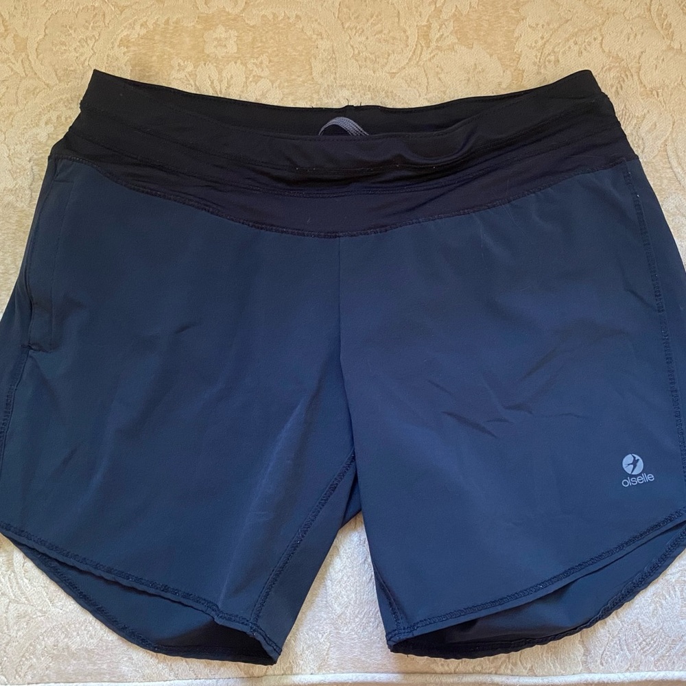 Oiselle Long Roga Shorts